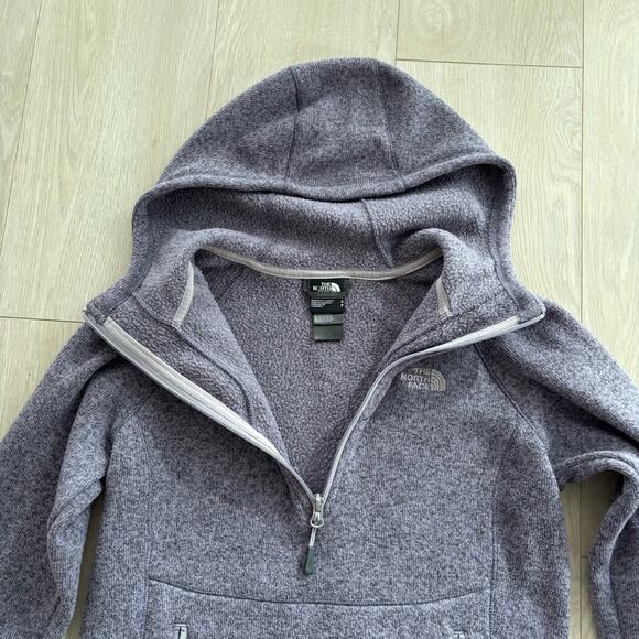 The North Face Women’s Quarter Zip Hooded Fleece - Picture 3 of 5